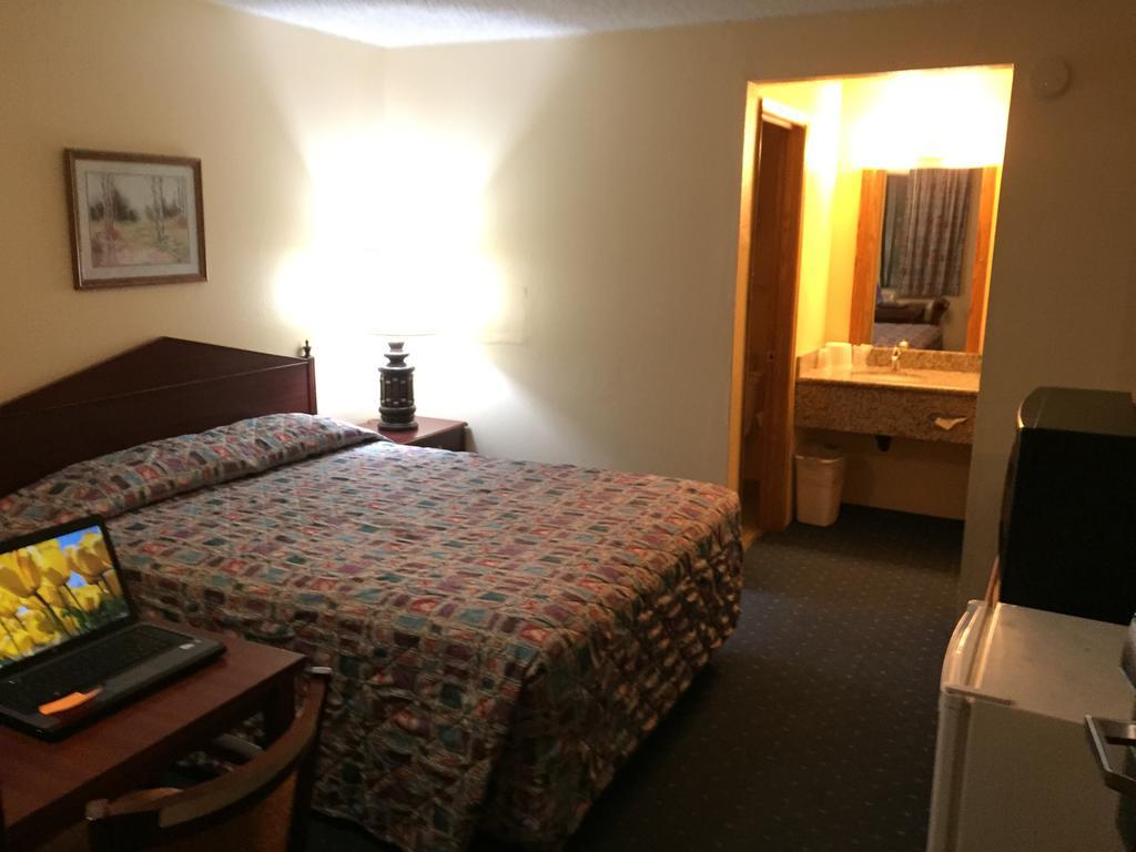 Stagecoach Inn Motel Molalla Dış mekan fotoğraf