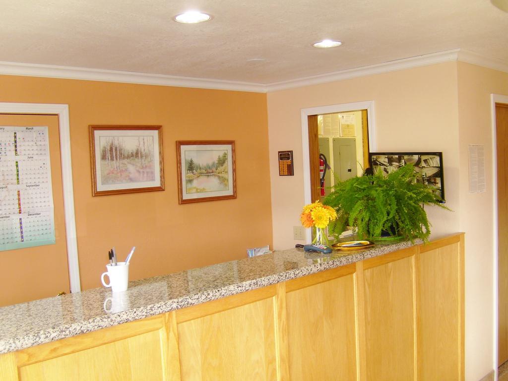 Stagecoach Inn Motel Molalla Dış mekan fotoğraf